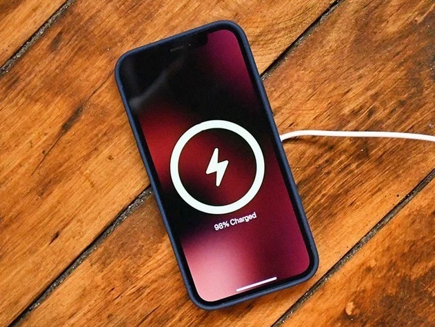 罗平苹果手机维修分享iPhone 12可以随便充电吗 